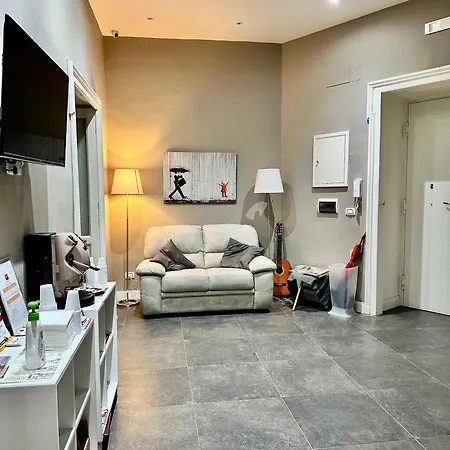A Durmi 4* نابولي