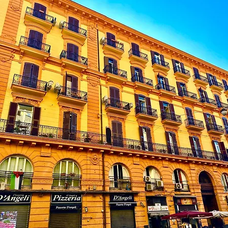 Bed & Breakfast A Durmi Naples