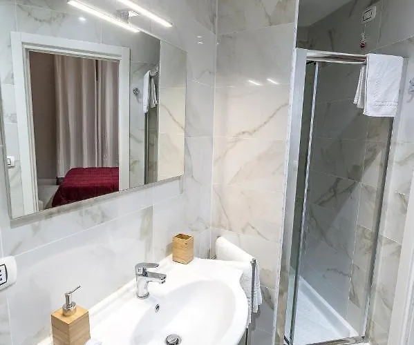 Bed & Breakfast A Durmì 4*